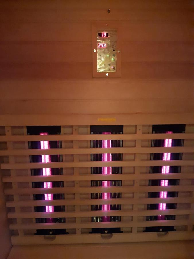 B&B Droom In De Polder -De Salon- Luxe Appartement Met Prive-Sauna أرنيماودن المظهر الخارجي الصورة